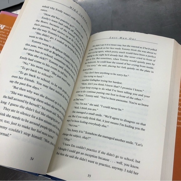 Last Man Out by: Mike Lupica.  Hardback book - Picture 6 of 8